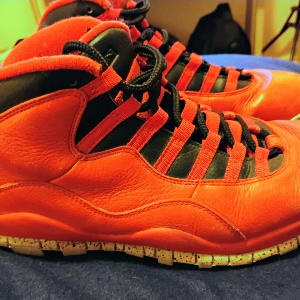 Men's 8.5 Nike Air Jordan 10 Retro Bulls Over Broadway